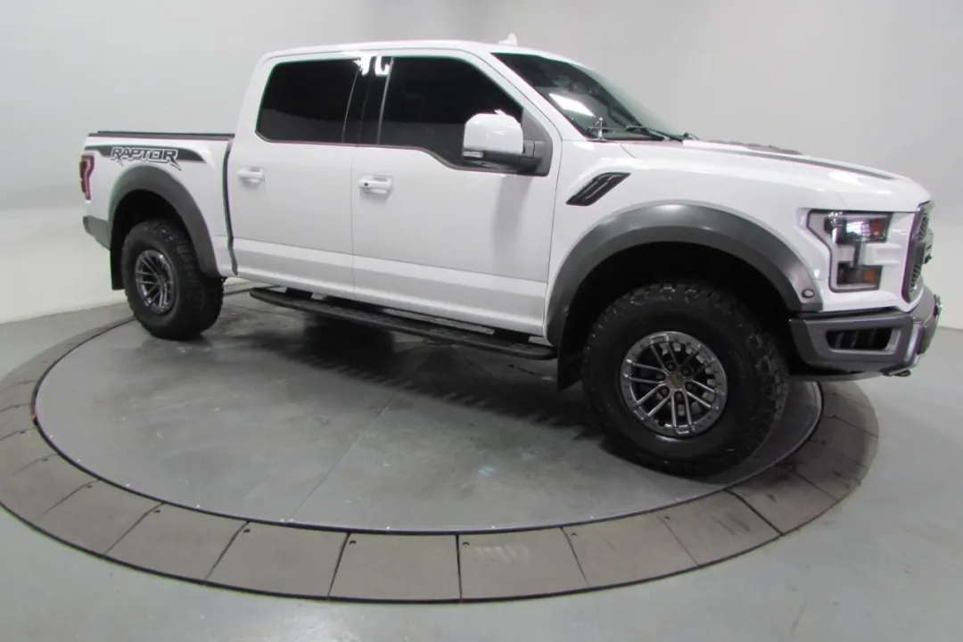 2020 Ford F-150 - 1FTFW1RG3LFA16175 - Image #3