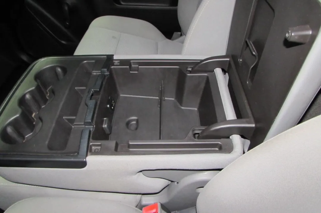 2014 Chevrolet Silverado 1500 - 1GCNCPEHXEZ150169 - Image #19